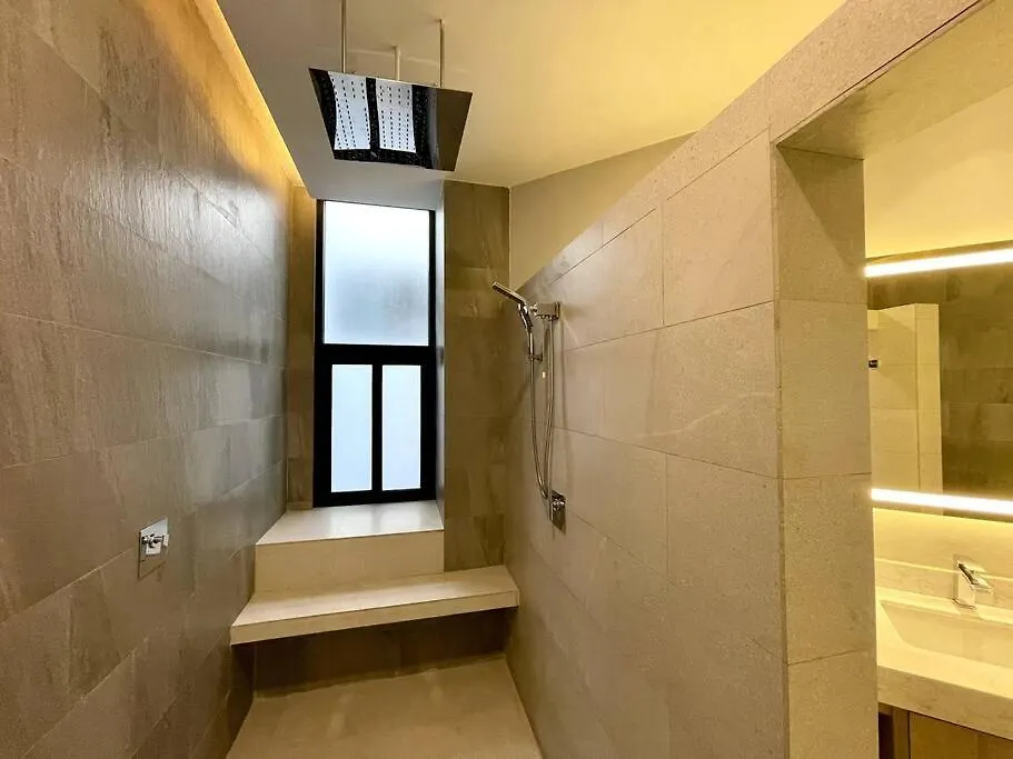 6Br Modern Oceanfront Villa With Infinity Pool By Solmar Rentals Cancun Holiday home