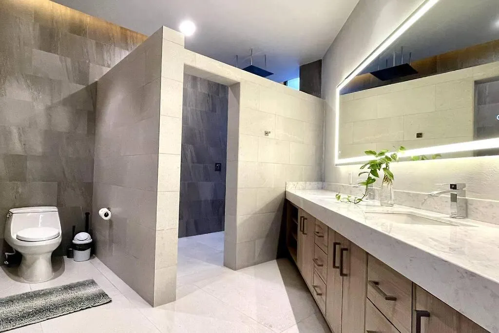 Holiday home 6Br Modern Oceanfront Villa With Infinity Pool By Solmar Rentals Cancun